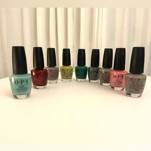 9 Preowned Bundles Of O-P-I Nail Lacquer No  Gloppy Or Sticky.